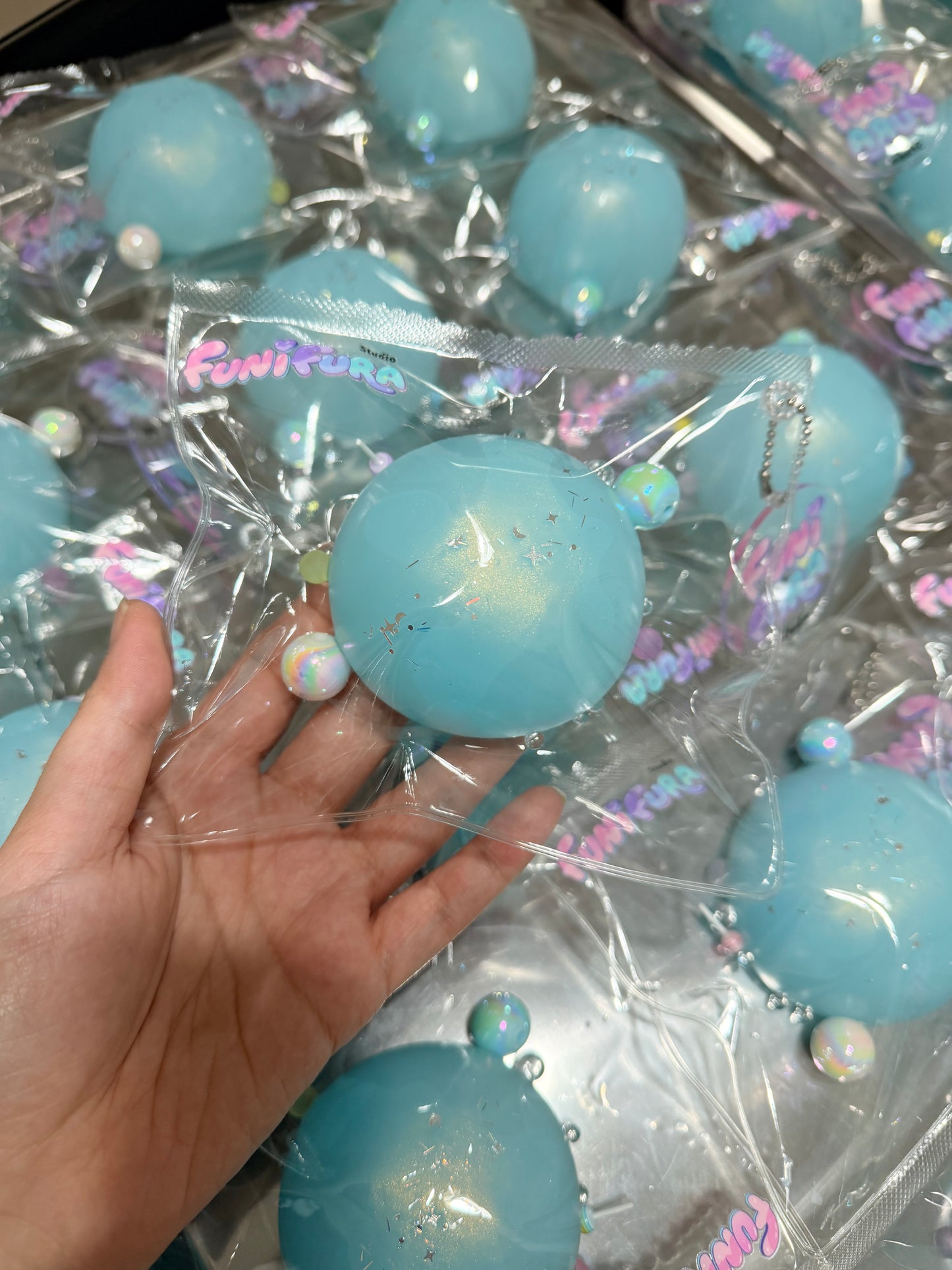 Funifura｜～オーロラ大福〜 全2色 150g もちもち泥感｜ぷにっ ふにゅっ もちもち やわやわ｜低反発 大福風スクイーズ｜透明袋入り・オーロラの欠片入り・桜&空色｜握って癒される・ストレス解消・ASMR・かわいい雑貨