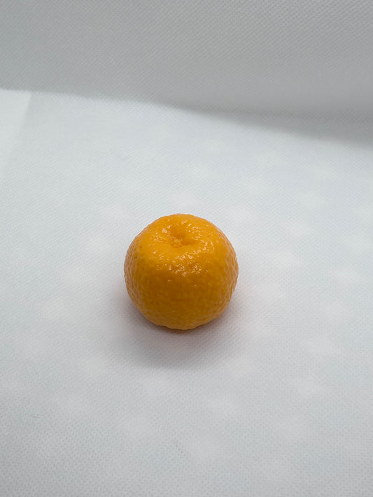 FuniFura Studio｜完熟みかん（オレンジ） リアルな果実の質感と重厚な弾力 もっちりスローリバウンド プレミアム・コレクション 究極の「むにゅ」感 癒しのインテリア 鑑賞用スクイーズ