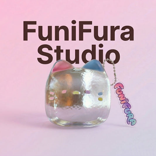 20g 透明ミニミルクキャンディねこスクイーズ（キーホルダー対応）｜飴みたいな透けツヤ感の手作りデザインで、バッグや鍵にちょこんと付けて持ち歩ける｜ストレス解消｜濃厚でねっとりした“泥感”クレイ触感