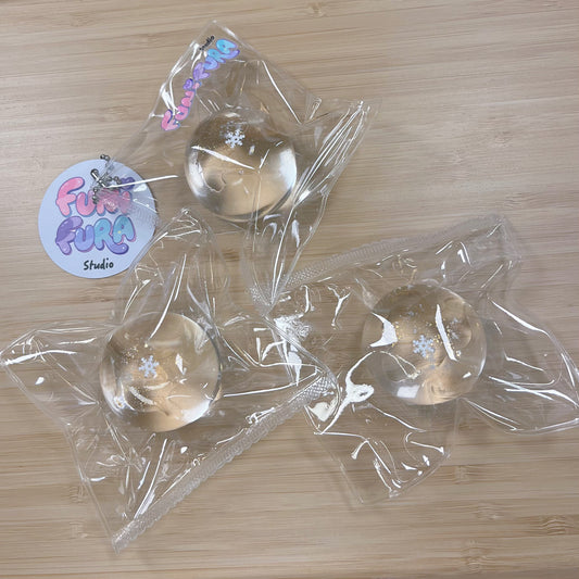 40g スノーボールピンチ　～透明雪玉の癒しスクイーズ～ 泥感