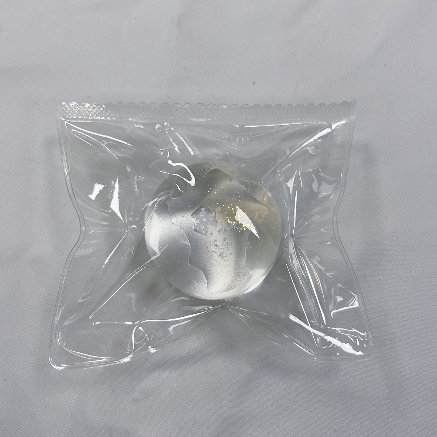 40g スノーボールピンチ　～透明雪玉の癒しスクイーズ～ 泥感