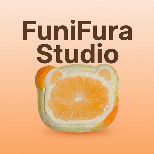 218g 透明みかんクリーム×くまちゃんケーキタルトスクイーズ｜透け感のあるオレンジジュレ風＆ふわクリームが可愛い手作り｜クリーム感｜5%確率で【限定版】ソフトクリーム感が当たる