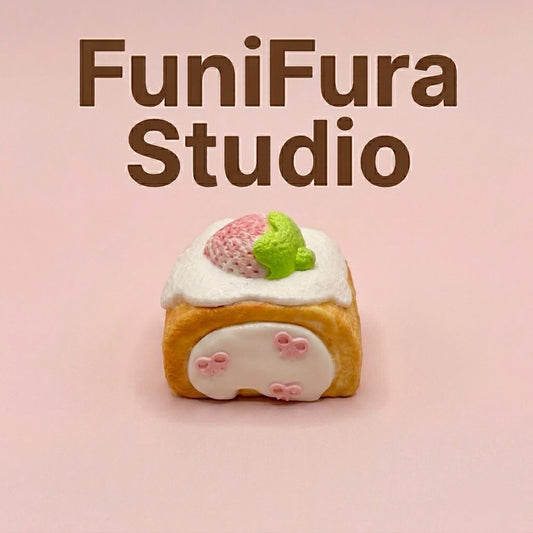 Funifura｜140gふわとろ濃厚ソフトクリーム感リボンいちごロールケーキスクイーズ｜なめらかソフトクリーム触感・しっとりやわらか・苺トッピング・癒し系ストレス解消トイ