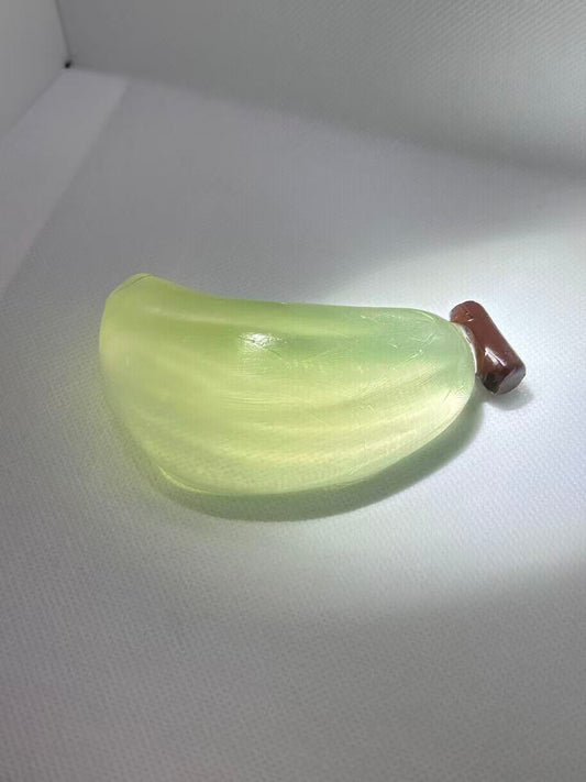 FuniFura Studio｜クリスタルバナナ 裸手で楽しむもぎたての質感 氷のような透明感とぷるぷるの果肉感 もっちりスローリバウンド 掌の上の贅沢な癒し 究極のストレス解消
