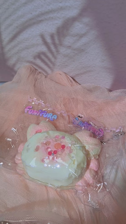 プレミアム縫い目　Funifura Studio マシュマロカニちゃんスクイーズ 175g｜大人気再販モデル｜ソフトクリーム感　ふわふわ低反発｜ゆるかわデザイン｜ハンドメイド癒しトイ